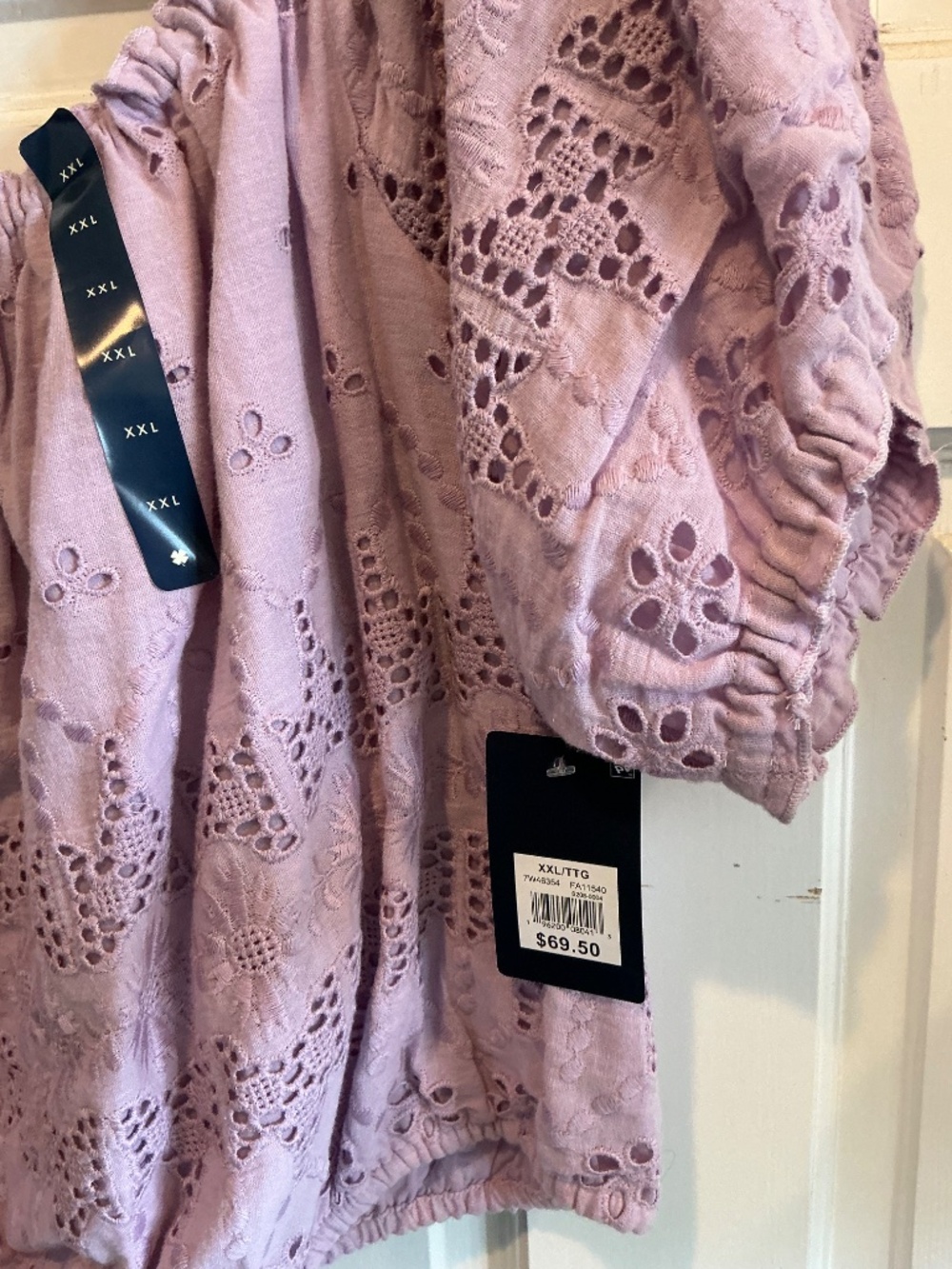 Lucky Brand cropped eyelet top in lilac!  Brand new with tags!  Xxl plus size - Picture 3 of 4